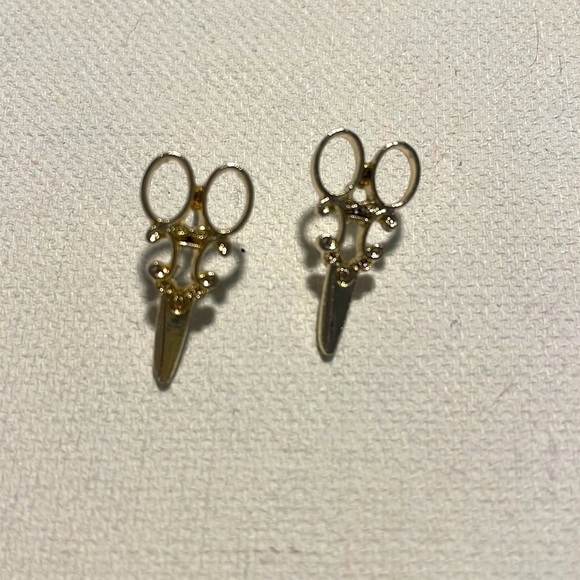 Unbranded Scissors earrings Unisex jewelry goldtone cutting shears - Picture 1 of 7